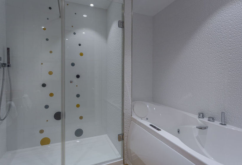 Hôtel Les Bulles de Paris  | Paris | Paris | France 10