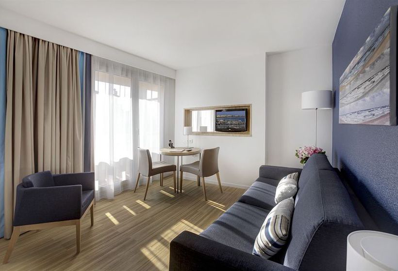 Hôtel Citadines Croisette Cannes  | Cannes | Alpes-Maritimes | France 16