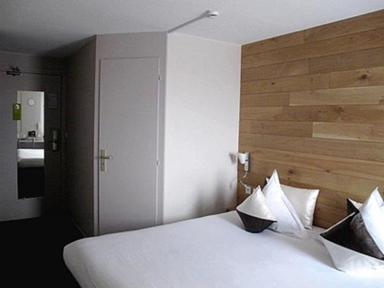 Hôtel Logis Les Loges  | Rennes | Ille-et-Vilaine | France 4