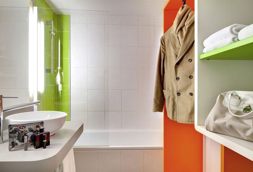 Hôtel Ibis Styles Clermont Ferrand Aéroport  | Clermont Ferrand | Puy-de-Dome | France 10