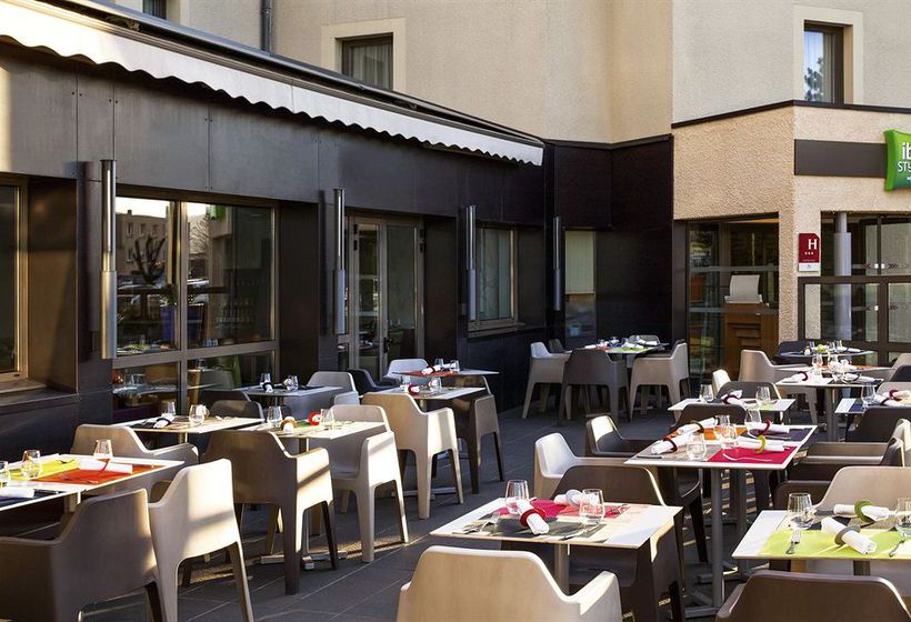 Hôtel Ibis Styles Clermont Ferrand Aéroport  | Clermont Ferrand | Puy-de-Dome | France 9