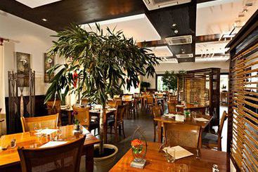 Hôtel Logis Cottage  | Vandoeuvre les Nancy | Meurthe-et-Moselle | France 1