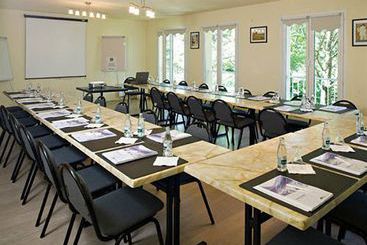 Hôtel Logis Cottage  | Vandoeuvre les Nancy | Meurthe-et-Moselle | France 10