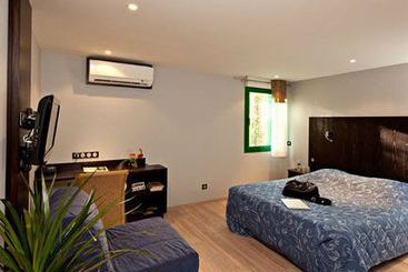 Hôtel Logis Cottage  | Vandoeuvre les Nancy | Meurthe-et-Moselle | France 5