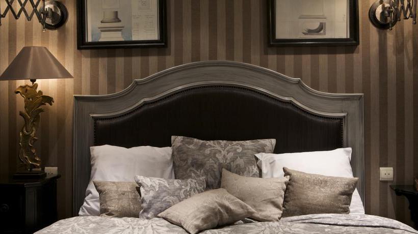 Hôtel Chateaubriand  | Paris | Paris | France 3