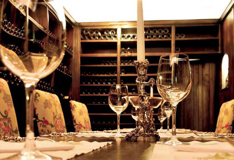 Hôtel De la Cite  | Carcassonne | Aude | France 12