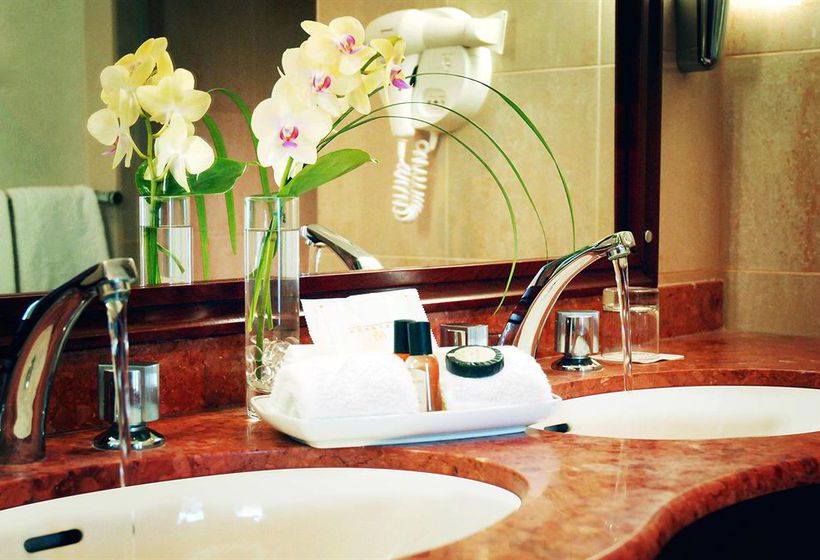 Hôtel Evergreen Laurel  | Levallois Perret | Hauts-de-Seine | France 9