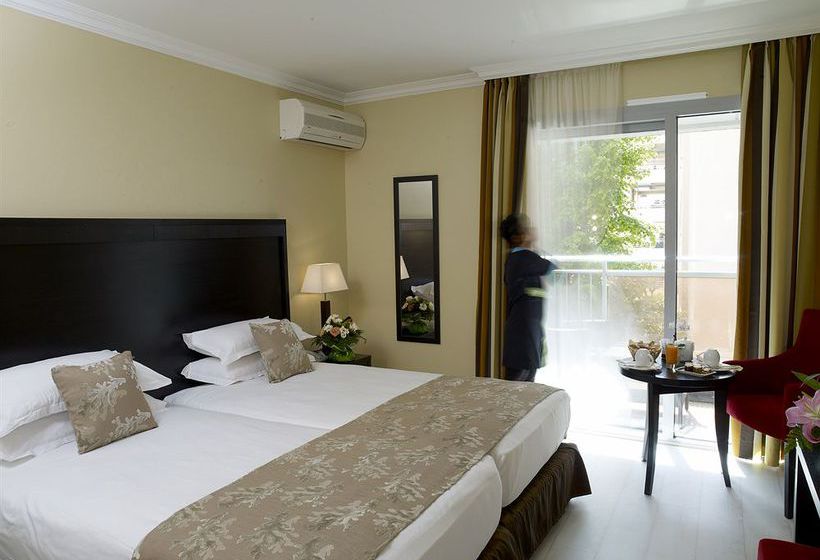 Hôtel Helios  | Juan-les-Pins | Alpes-Maritimes | France 7