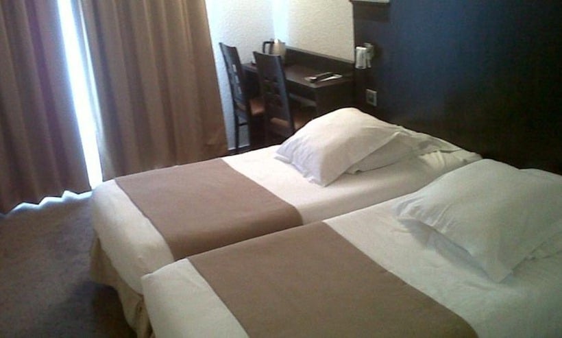 Hôtel De France  | Poitiers | Vienne | France 17