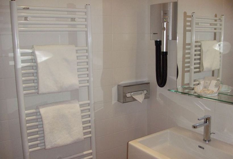 Hôtel Ibis Paris Gare du Nord Tgv  | Paris | Paris | France 14