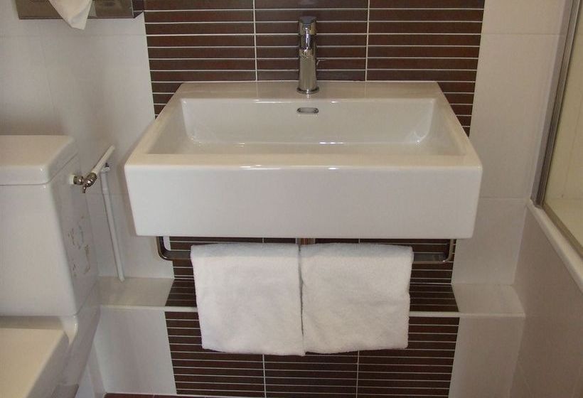 Hôtel Ibis Paris Gare du Nord Tgv  | Paris | Paris | France 17