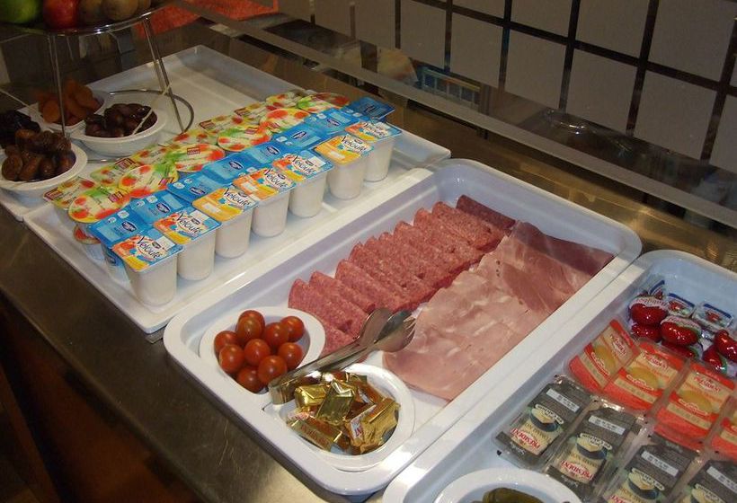 Hôtel Ibis Paris Gare du Nord Tgv  | Paris | Paris | France 4