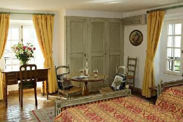 Hôtel Hameau  | St Paul de Vence | Alpes-Maritimes | France 12