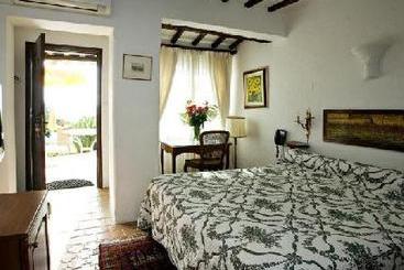 Hôtel Hameau  | St Paul de Vence | Alpes-Maritimes | France 13