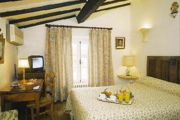 Hôtel Hameau  | St Paul de Vence | Alpes-Maritimes | France 16