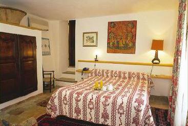 Hôtel Hameau  | St Paul de Vence | Alpes-Maritimes | France 19