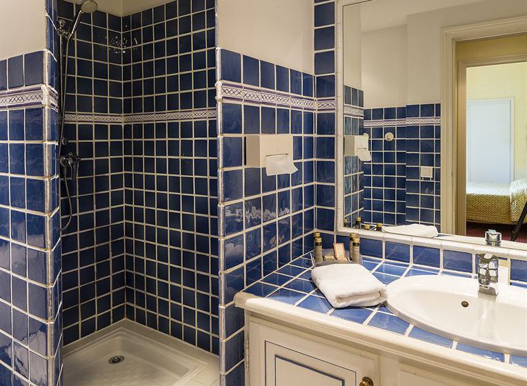 L'Aréna Hôtel & Restaurant  | Frejus | Var | France 4