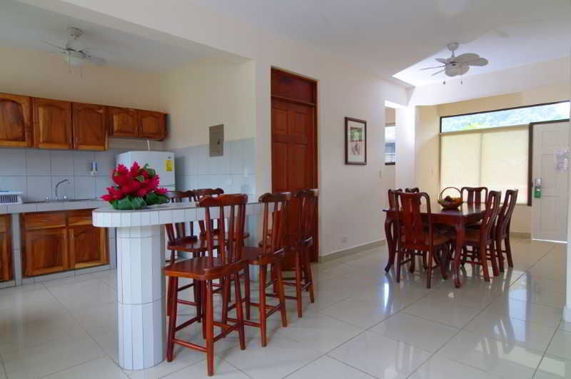 Apartamentos Arrecifes Punta Leona  | Playa Jaco | Puntarenas | Costa Rica 2