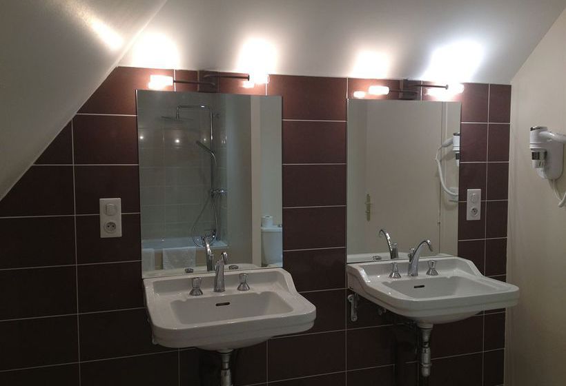 Hôtel De la Poste et du Lion d'Or  | Avallon | Yonne | France 20