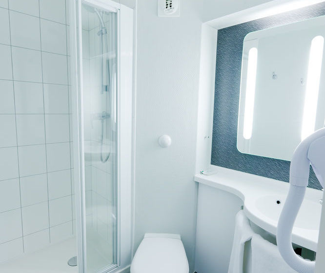 Hôtel Ibis Cherbourg La Glacerie  | Cherbourg | Manche | France 18