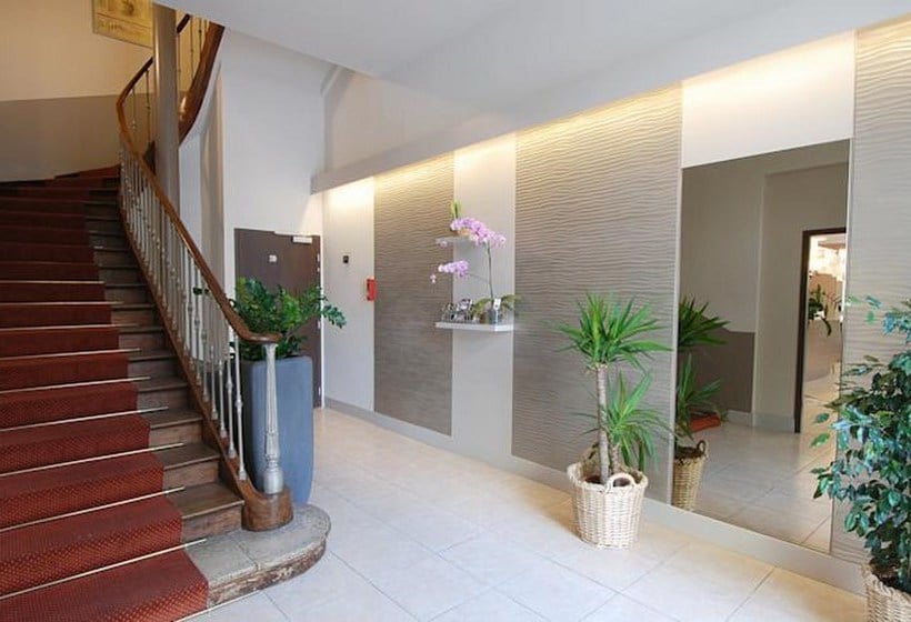 Hôtel Ibis Styles Hyeres Centre Gare  | Hyeres | Var | France 6