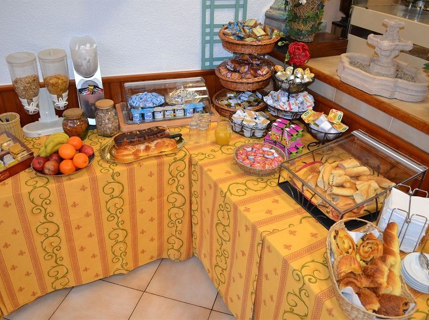 Inter-Hotel d'Angleterre  | Salon de Provence | Bouches du Rhone | Francia 1