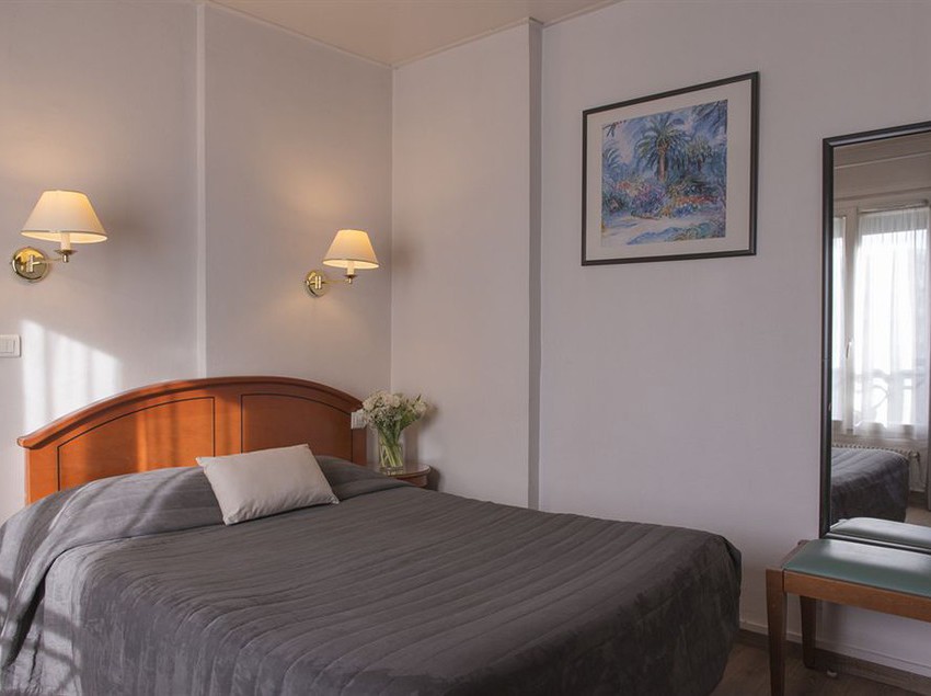 Hôtel De Geneve  | Paris | Paris | France 15