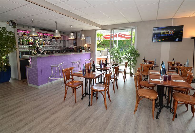 Inter-Hotel Du Phare  | Merignac | Gironde | France 9