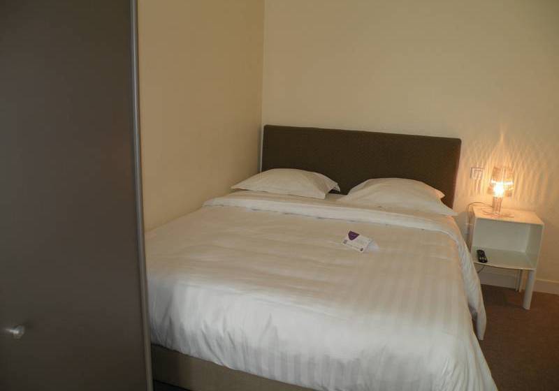 Inter-Hotel Le Sévigné  | Rennes | Ille-et-Vilaine | France 10