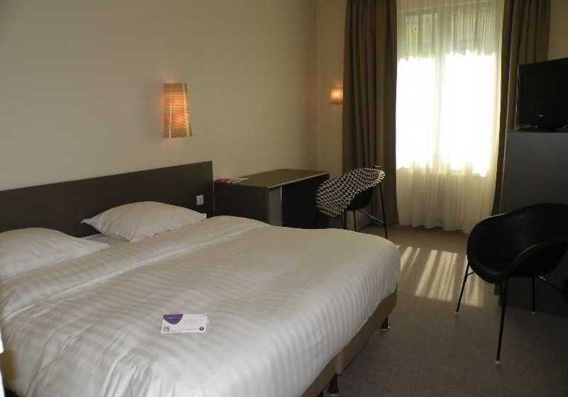 Inter-Hotel Le Sévigné  | Rennes | Ille-et-Vilaine | France 14