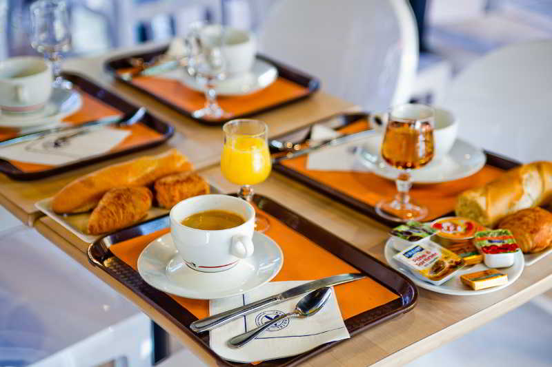 Inter-Hotel République  | Clermont Ferrand | Puy-de-Dome | France 17