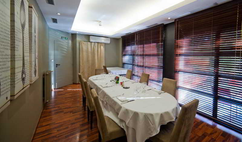 Inter-Hotel République  | Clermont Ferrand | Puy-de-Dome | France 18