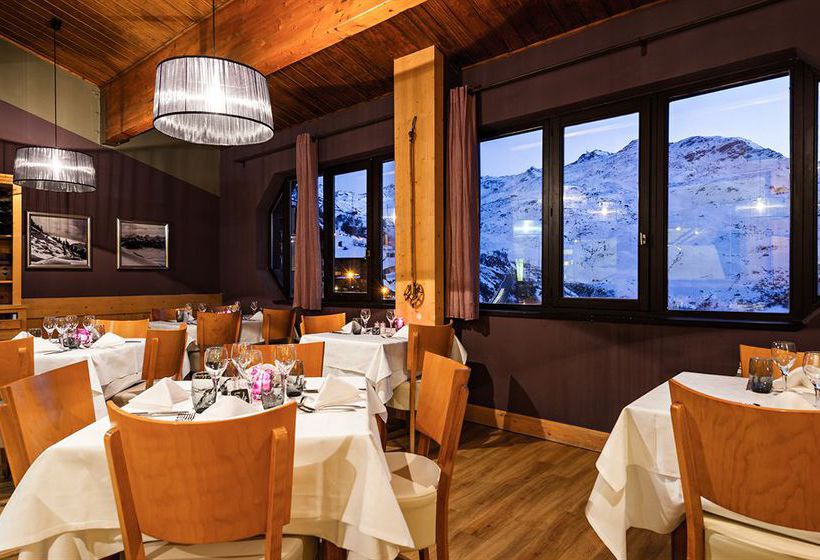 Hôtel Les Bruyères  | Les Menuires | Savoie | France 11