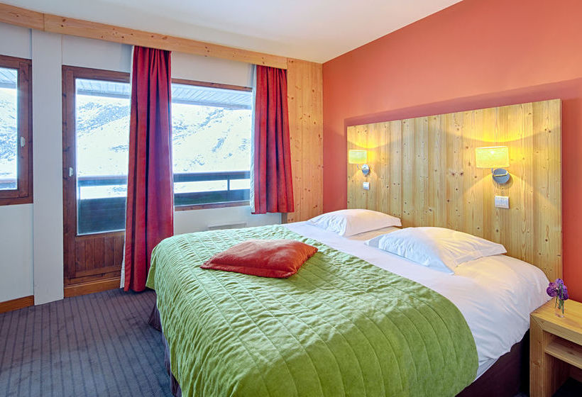 Hôtel Les Bruyères  | Les Menuires | Savoie | France 14