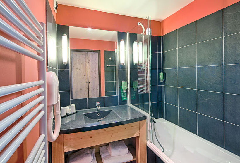 Hôtel Les Bruyères  | Les Menuires | Savoie | France 19