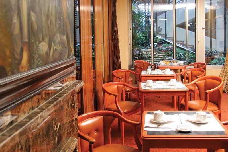 Hôtel Le Moulin Plaza  | Paris | Paris | France 6