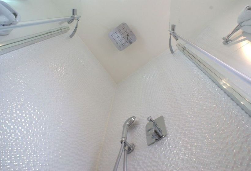 Hôtel Little  | Paris | Paris | France 16