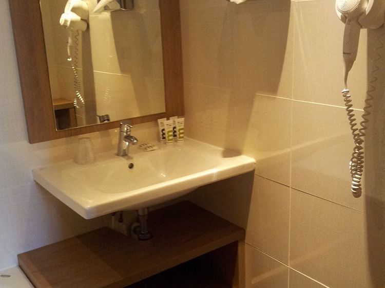 Hôtel Mercure Rennes Place de Bretagne  | Rennes | Ille-et-Vilaine | France 11