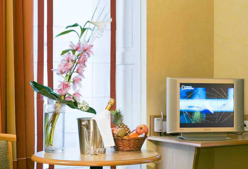 Hôtel Mercure Rennes Place de Bretagne  | Rennes | Ille-et-Vilaine | France 12