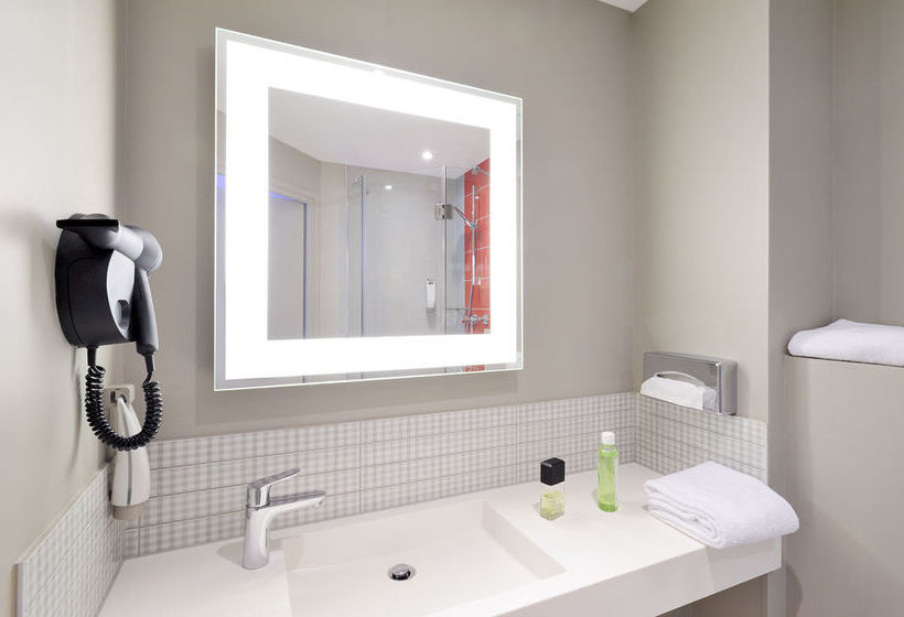 Hôtel Ibis Styles Paris 15 Lecourbe  | Paris | Paris | France 10