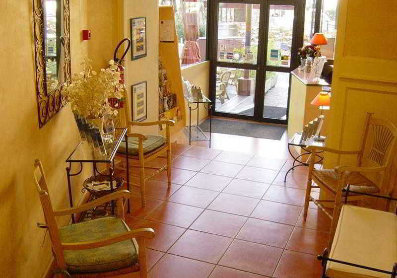 Hotel Kyriad Avignon Centre Palais Des Papes Aviñón Vaucluse