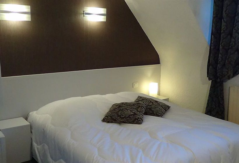 Brit Hotel Le Relais du Mont  | Ceaux | Manche | France 7