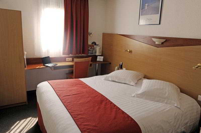 Hôtel Kyriad Nice Port  | Nice | Alpes-Maritimes | France 19