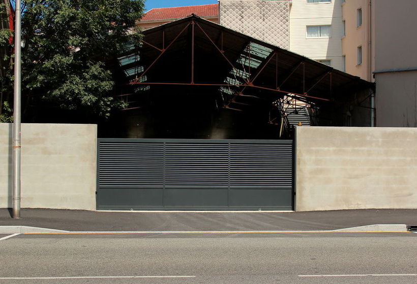 Hôtel Esplanade Eden  | Lourdes | Hautes-Pyrenees | France 7