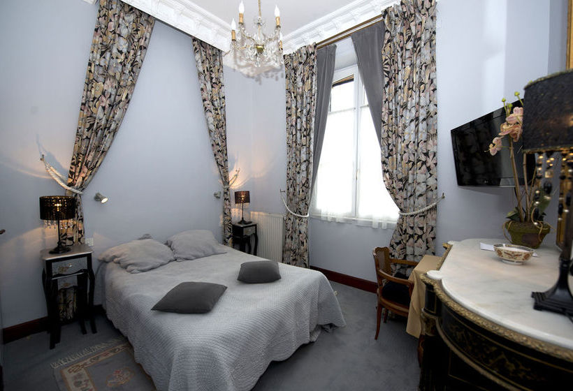 Marie Stuart Hotel  | La Roche-sur-Yon | Vendee | France 3