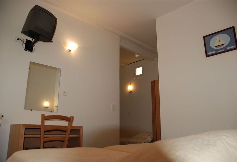 Hôtel Amiral  | Paris | Paris | France 17