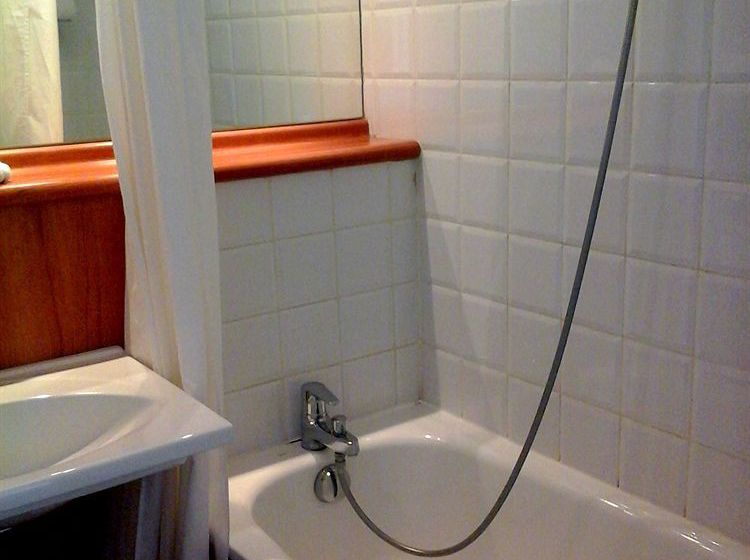 Hôtel Kyriad Lyon Est Bron Eurexpo  | Bron | Rhone | France 12