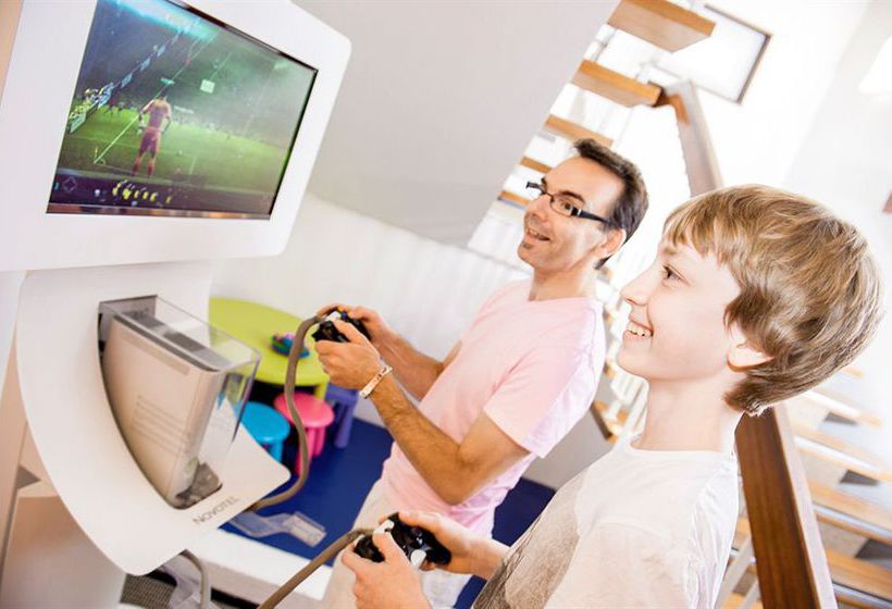 Novotel Lyon Nord Porte de Lyon  | Dardilly | Rhone | France 10