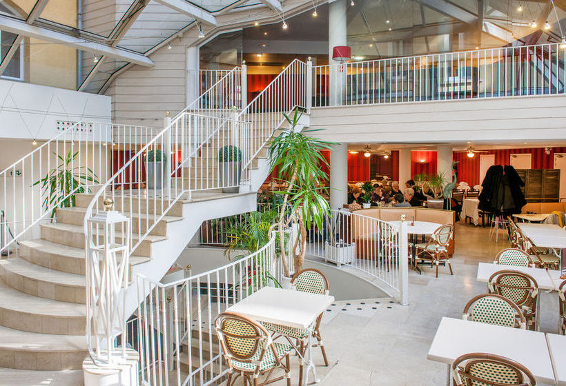 Hôtel Saint Sauveur  | Lourdes | Hautes-Pyrenees | France 15