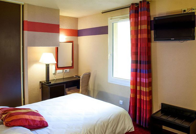 Hôtel Saint Sauveur  | Lourdes | Hautes-Pyrenees | France 6